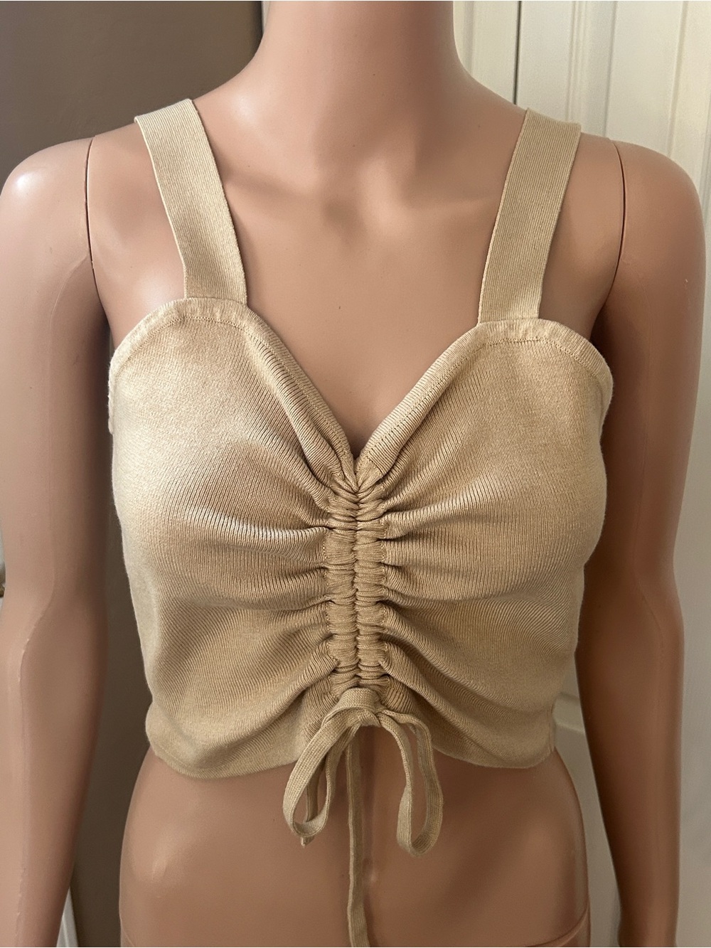 H&M Tank Top in Beige size M